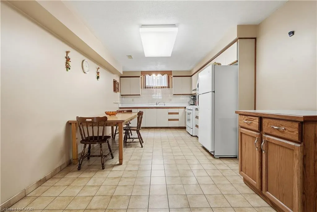 7 Vinehill Drive