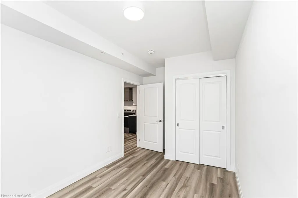 153 Wilson Street W #105