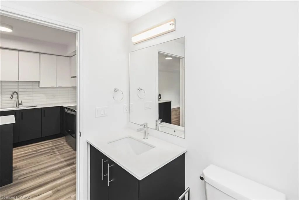 153 Wilson Street W #105