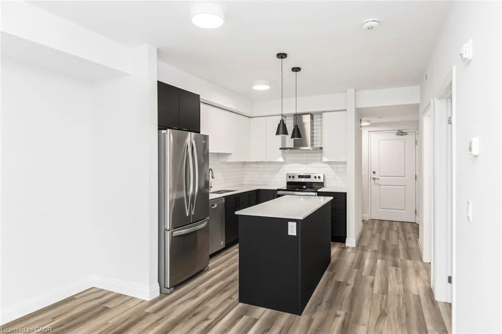153 Wilson Street W #105