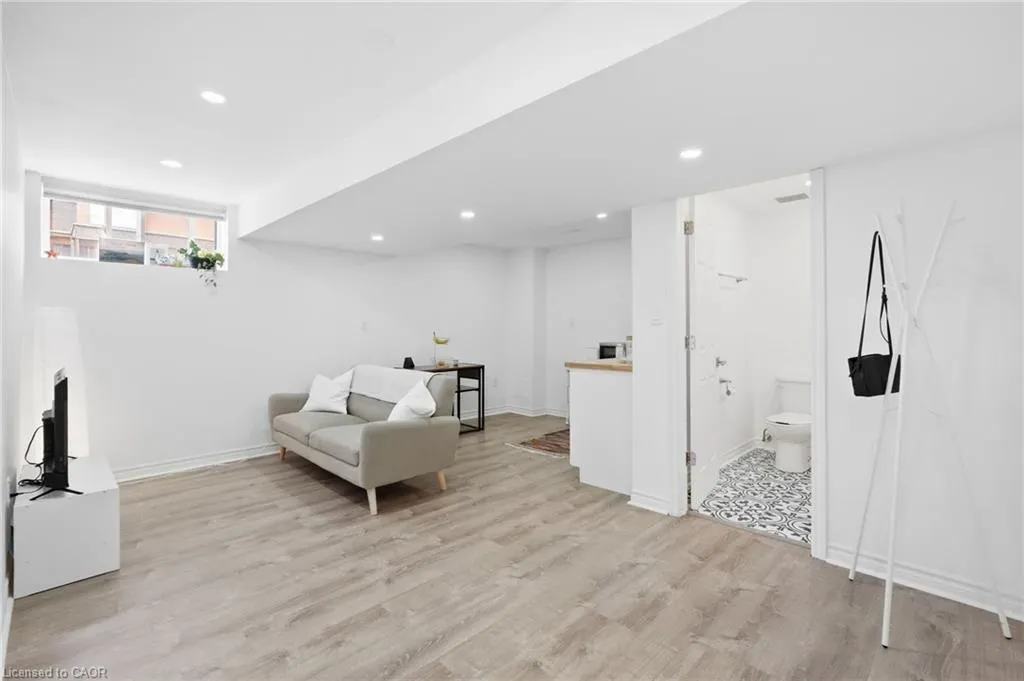 1 Burley Lane