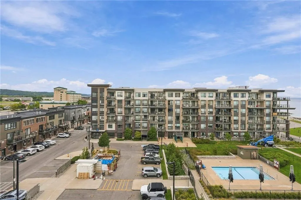 10 Esplanade Lane #616