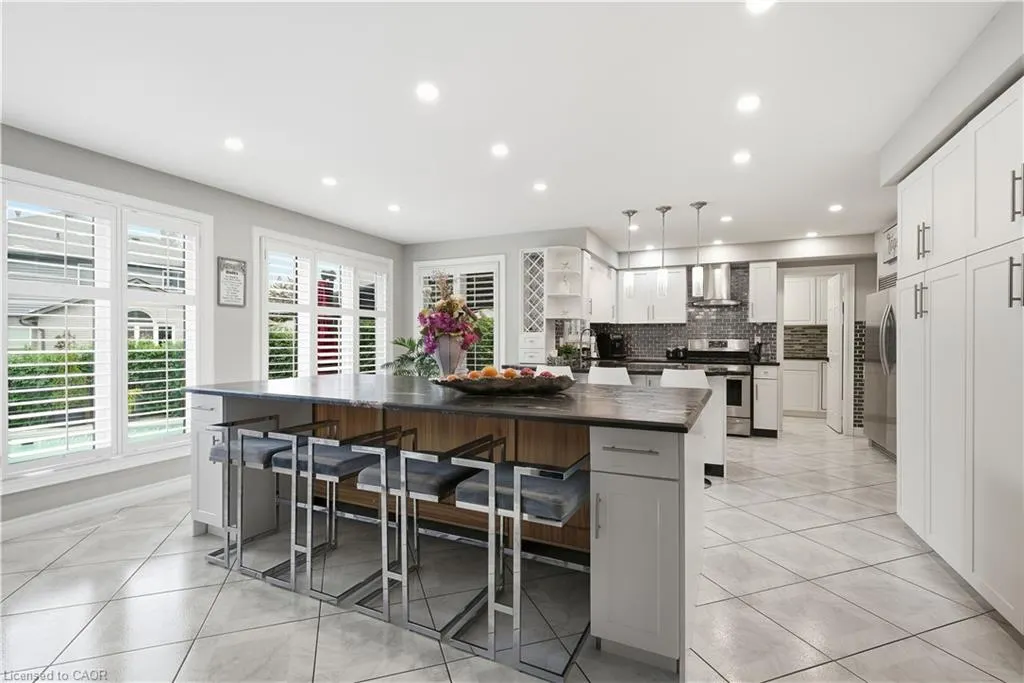 35 Lido Drive