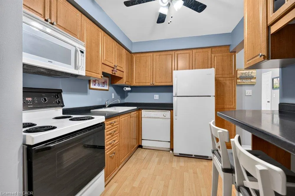 2 Royalwood Court #20