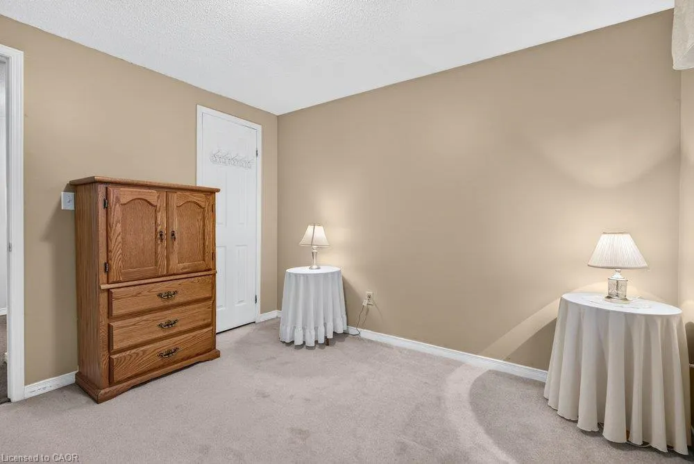 2 Royalwood Court #20