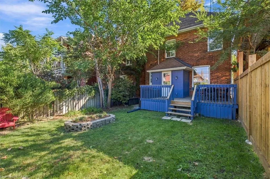 98 Sanford Avenue S