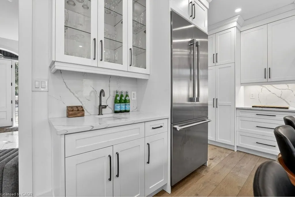 1095 Mineral Springs Road