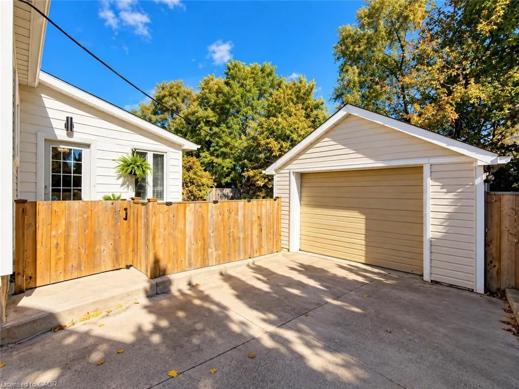 5 Athens Street