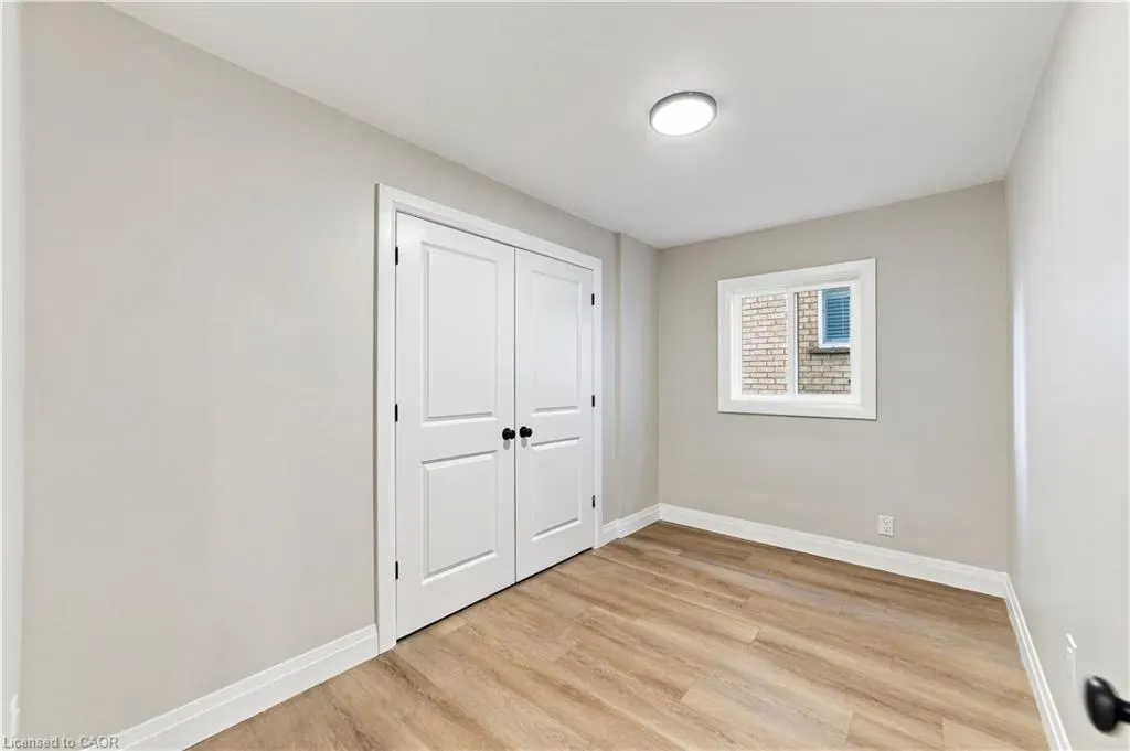 5 Herbert Court