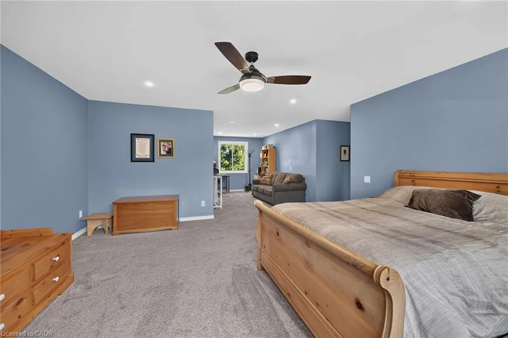8105 Leeming Road