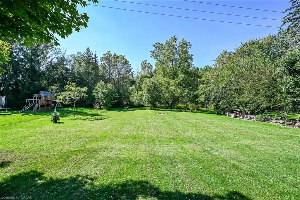 8105 Leeming Road