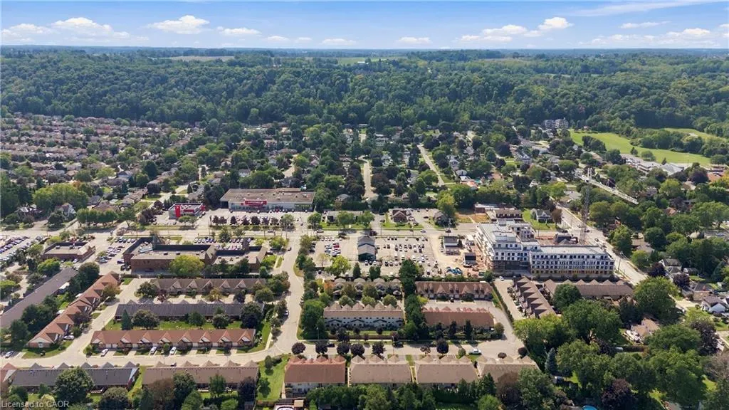 9 Wentworth Drive #5