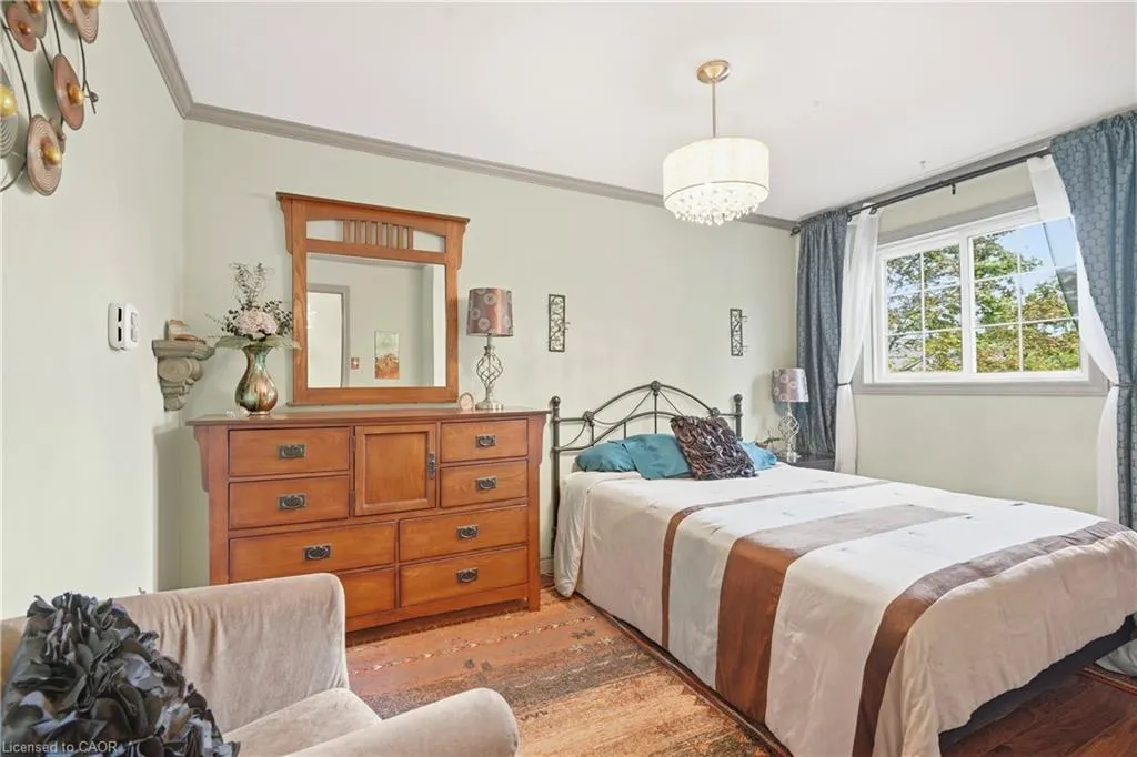 9 Wentworth Drive #5