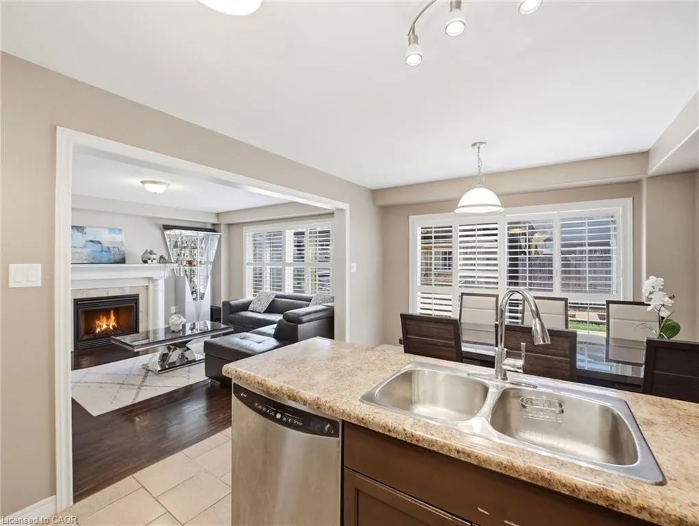 98 Willow Lane