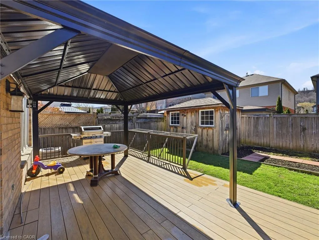 98 Willow Lane