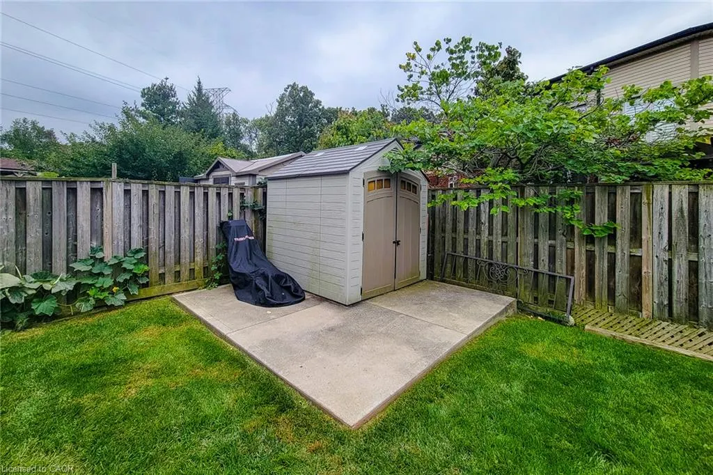 214 Cloverleaf Drive