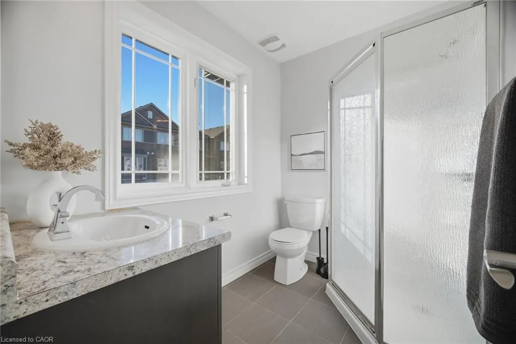 98 Bloom Crescent