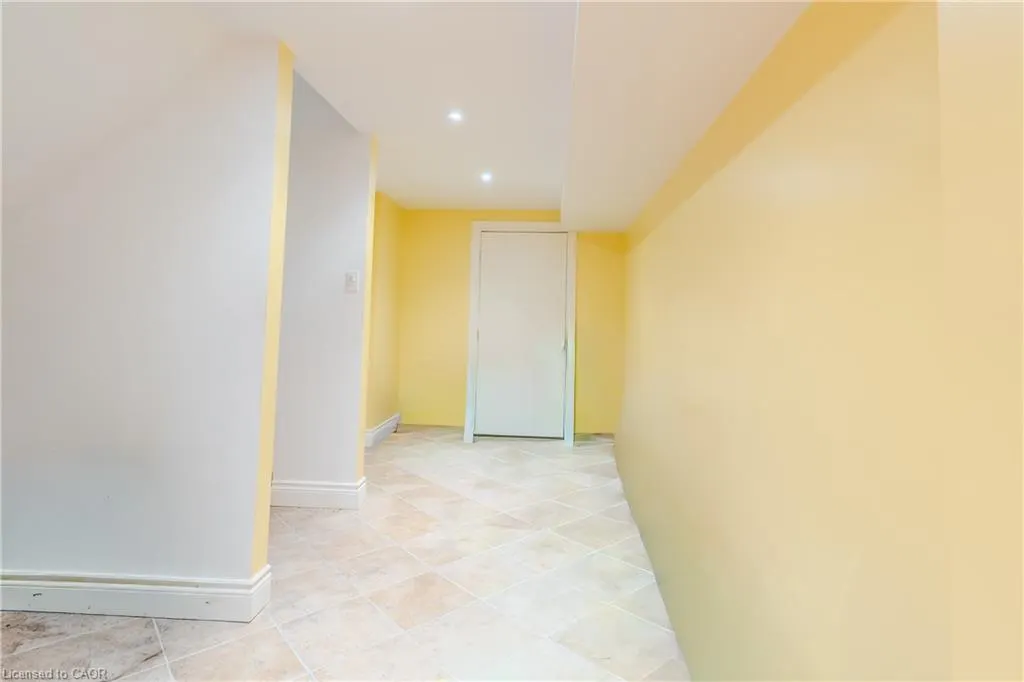 79 Moorland Crescent