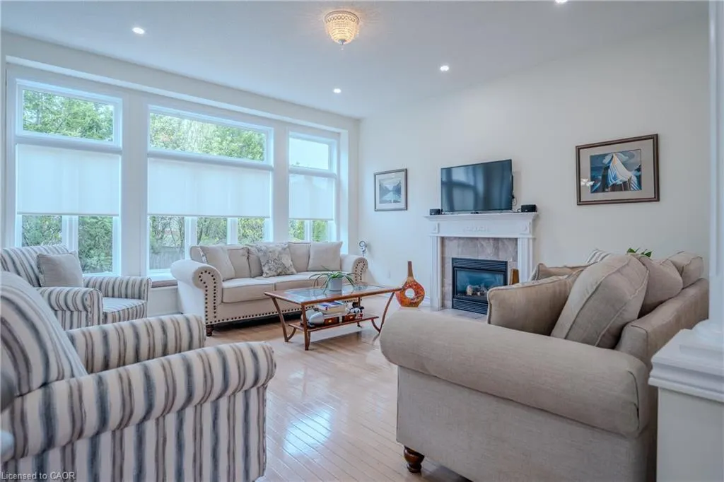 79 Moorland Crescent