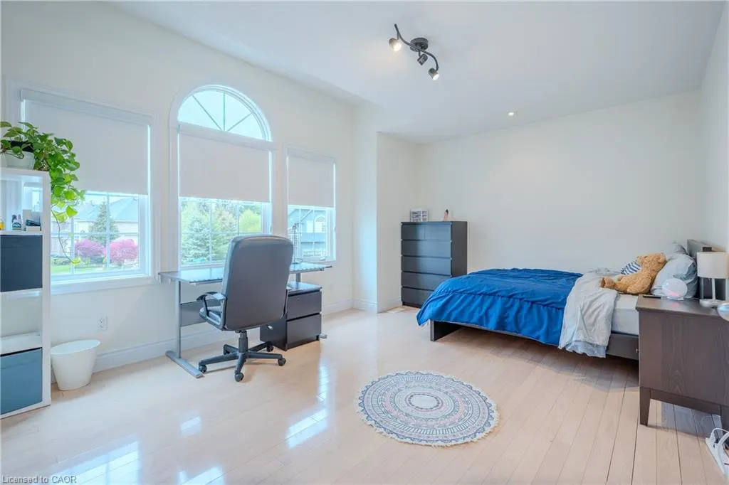 79 Moorland Crescent