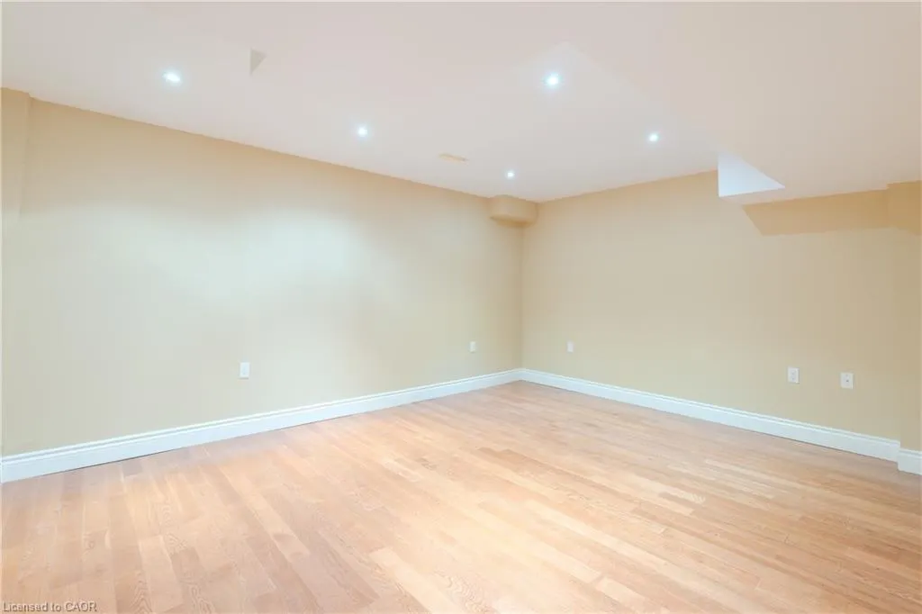 79 Moorland Crescent