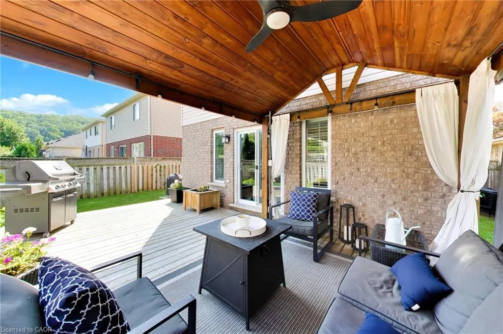 38 Udell Way