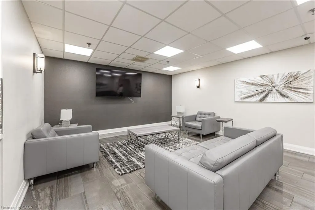 1270 Maple Crossing Boulevard #1905