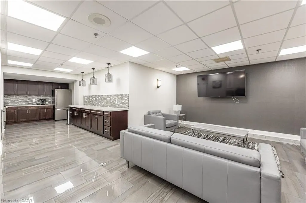 1270 Maple Crossing Boulevard #1905