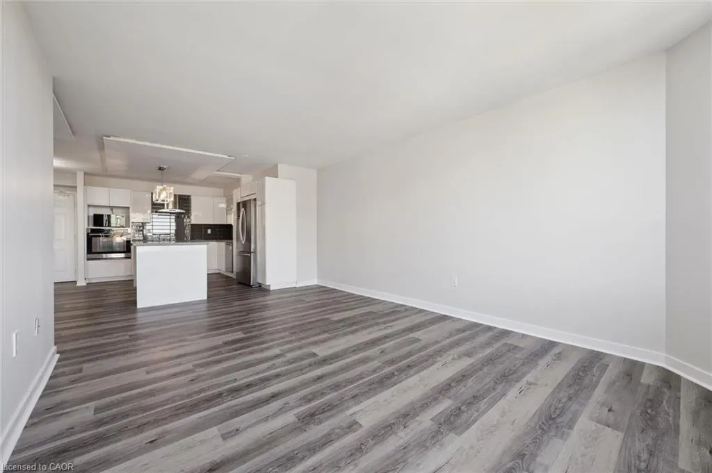 1270 Maple Crossing Boulevard #1905