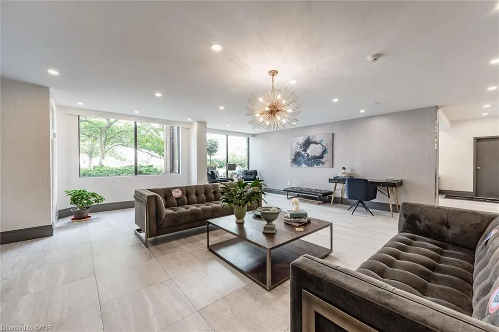 1270 Maple Crossing Boulevard #1905