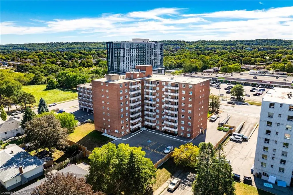 851 Queenston Road #604