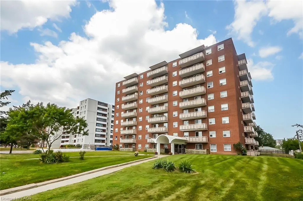 851 Queenston Road #604