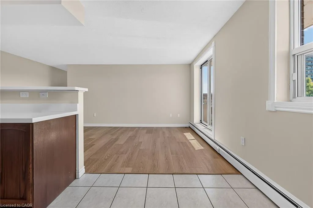851 Queenston Road #604