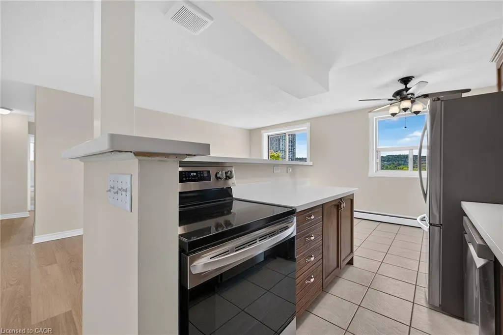 851 Queenston Road #604