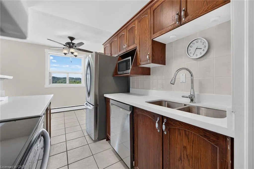 851 Queenston Road #604