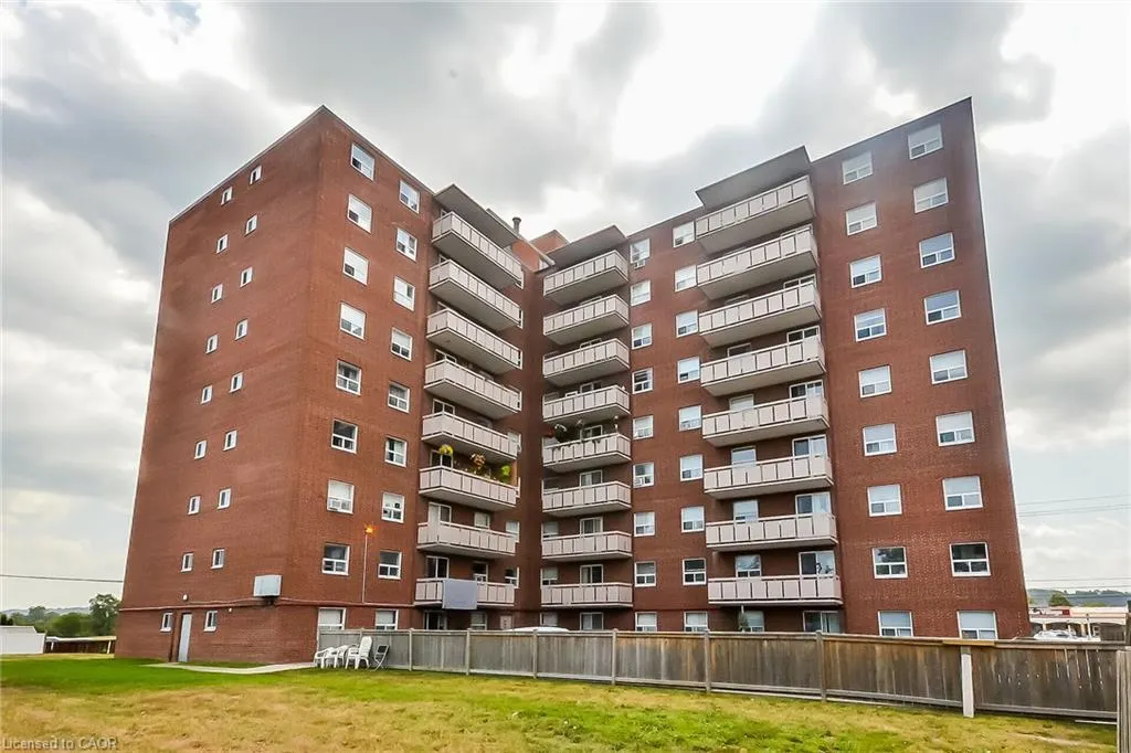 851 Queenston Road #604