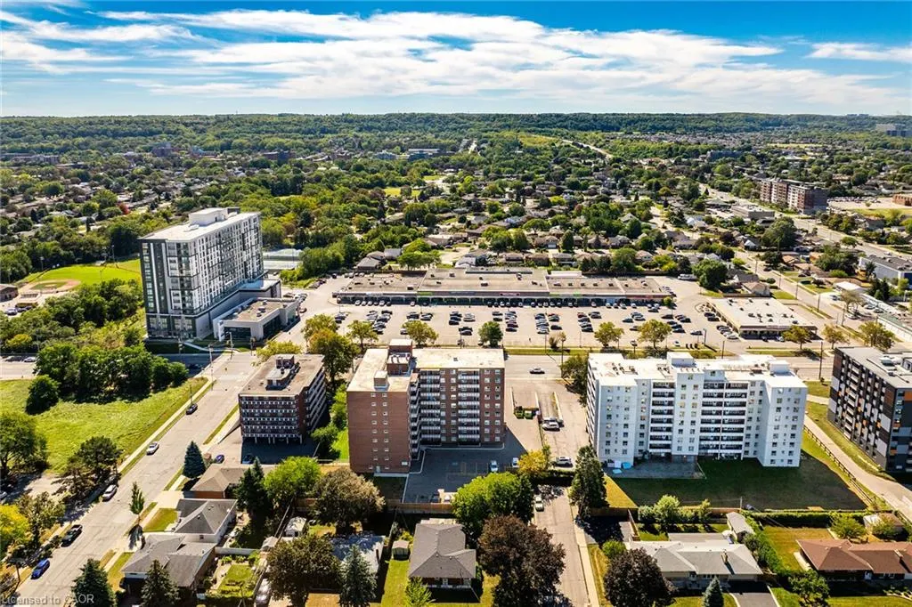 851 Queenston Road #604
