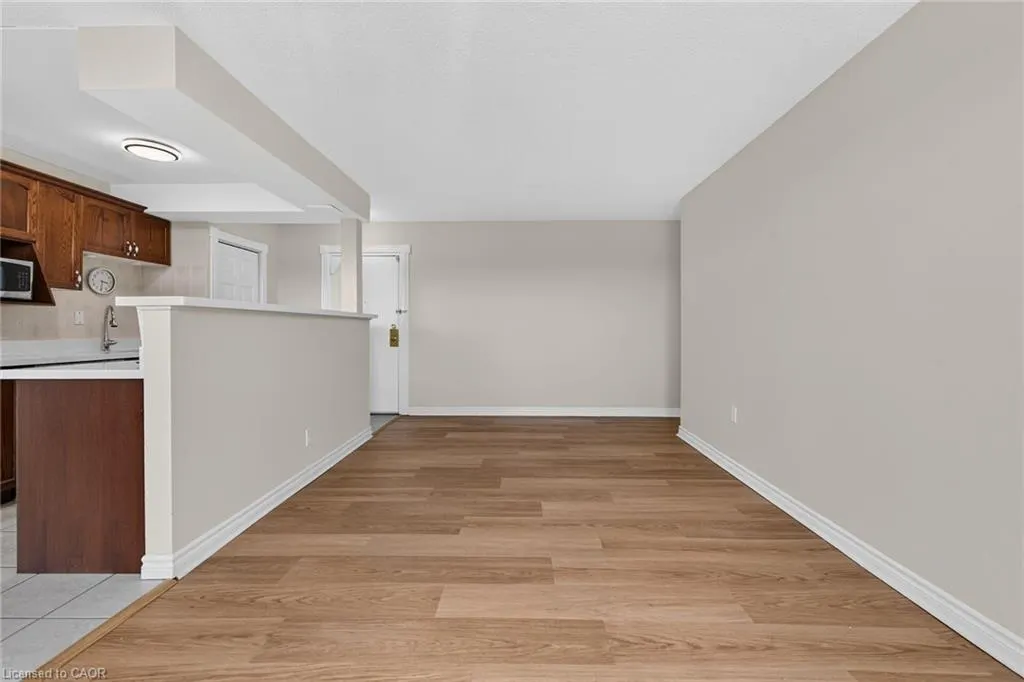 851 Queenston Road #604