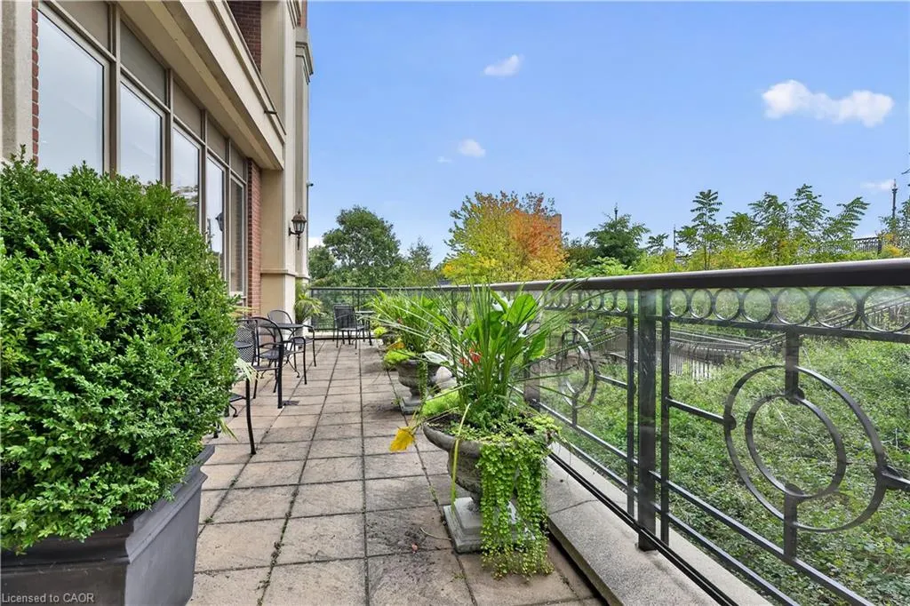 111 Forsythe Street #604