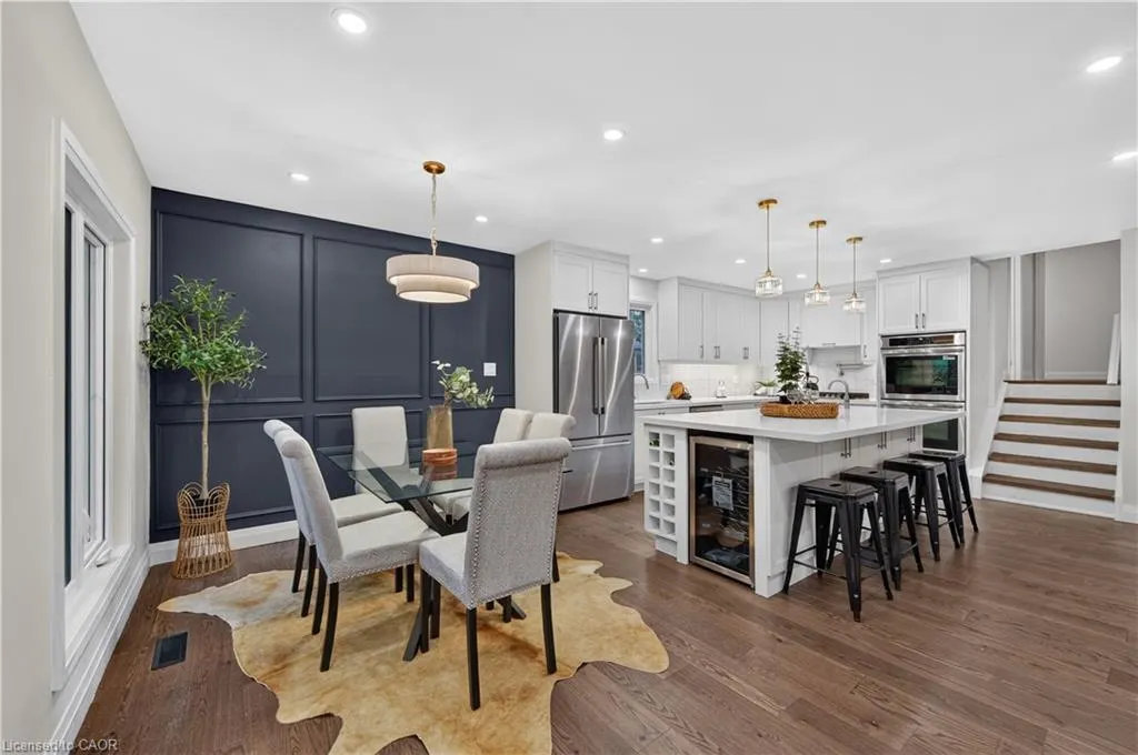 4 Woodcrest Drive