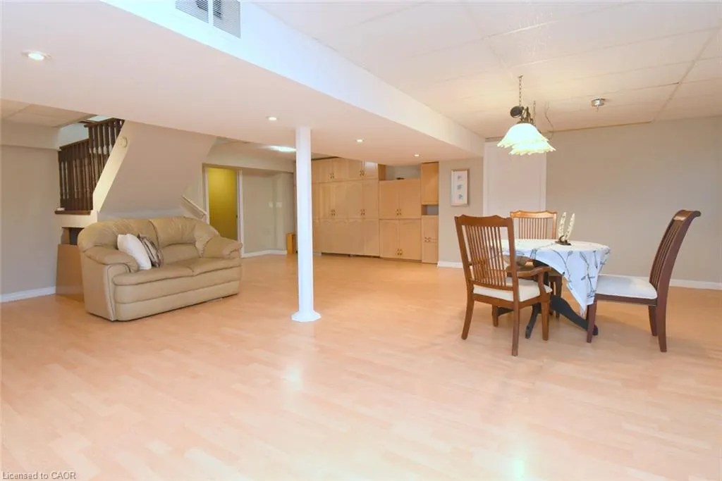 110 Citation Crescent