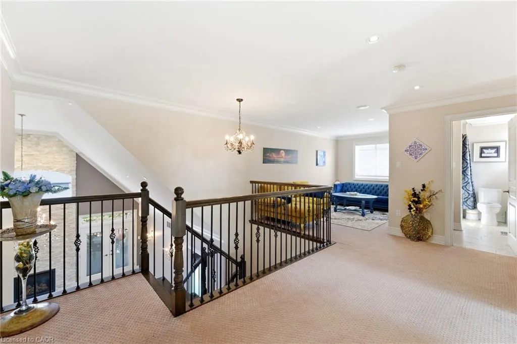 85 Hillcroft Drive