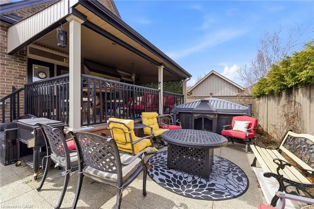 85 Hillcroft Drive