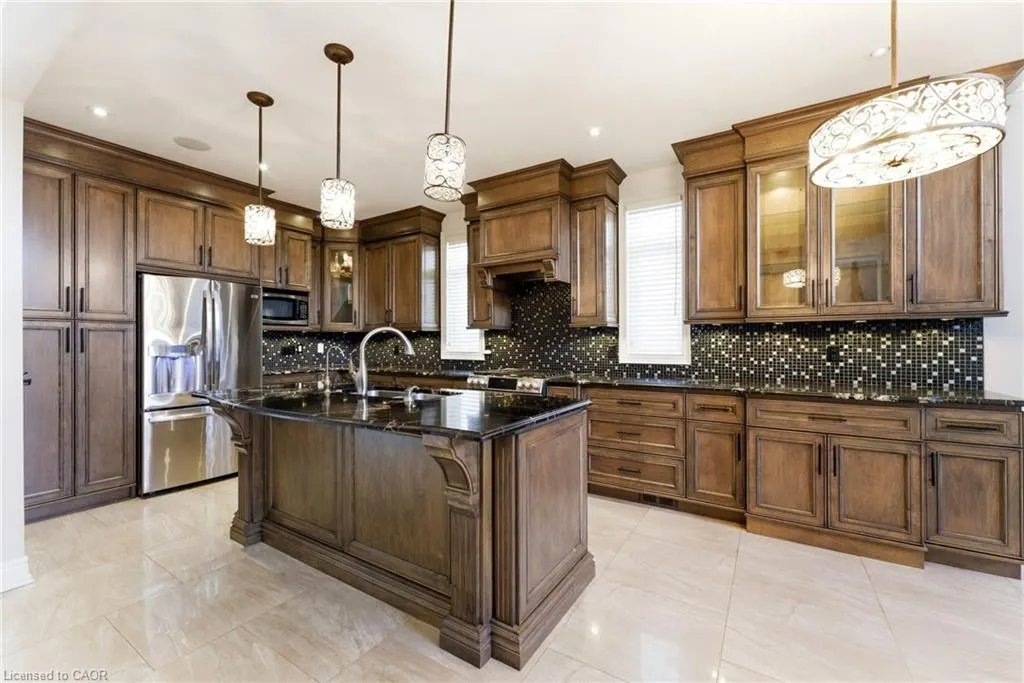 85 Hillcroft Drive