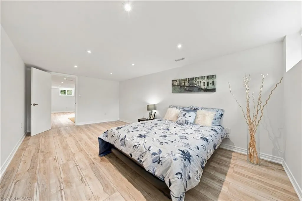 662 Dynes Road
