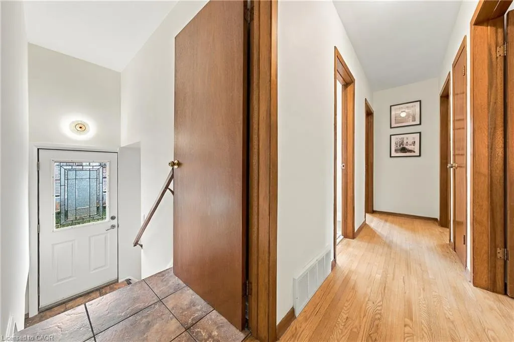 662 Dynes Road