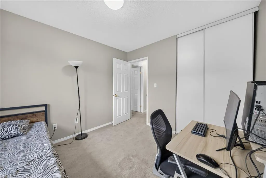 800 Paramount Drive #77