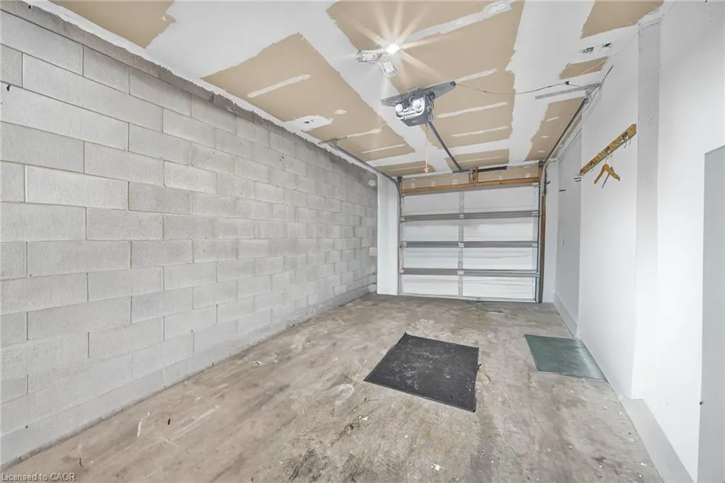 800 Paramount Drive #77