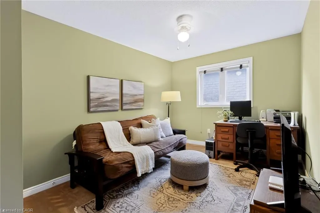 2254 Dunforest Crescent