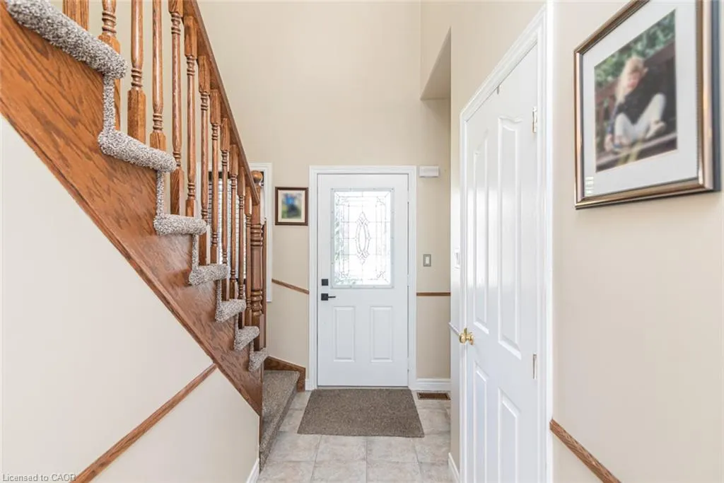 102 Willow Lane